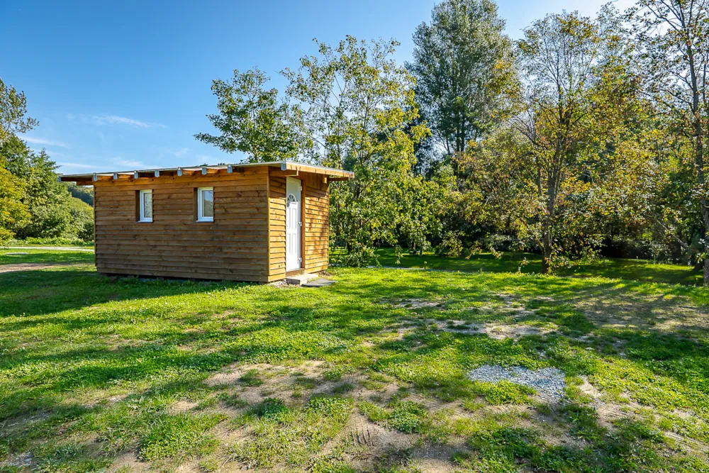 Kampeerplaats(en) - Locatie : Met Individuele Sanitaire Voorzieningen - Camping Les Castors