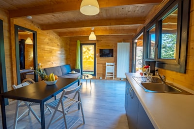 Cottage - 2 Bedrooms au Bord de l'Eau