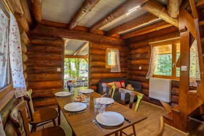 Log Cabin Petit
