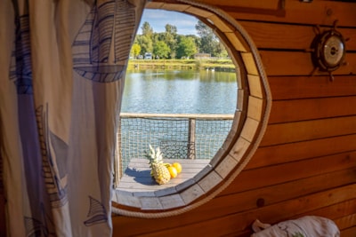 Floating Cabin Ariel