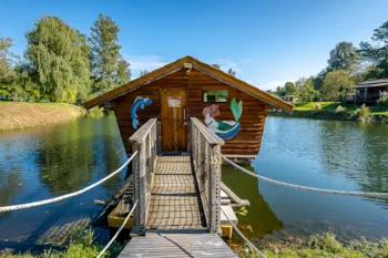 Mietunterkunft - Schwimmender Hütte Ariel - Camping Les Castors