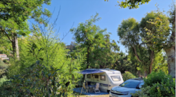 Stellplatz - Stellplatz : Auto + Zelt/Wohnwagen Oder Wohnmobil + Strom 6A - Camping la Provençale