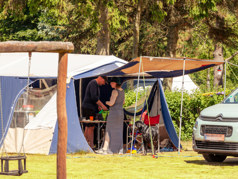 Pitch with a view without electricity