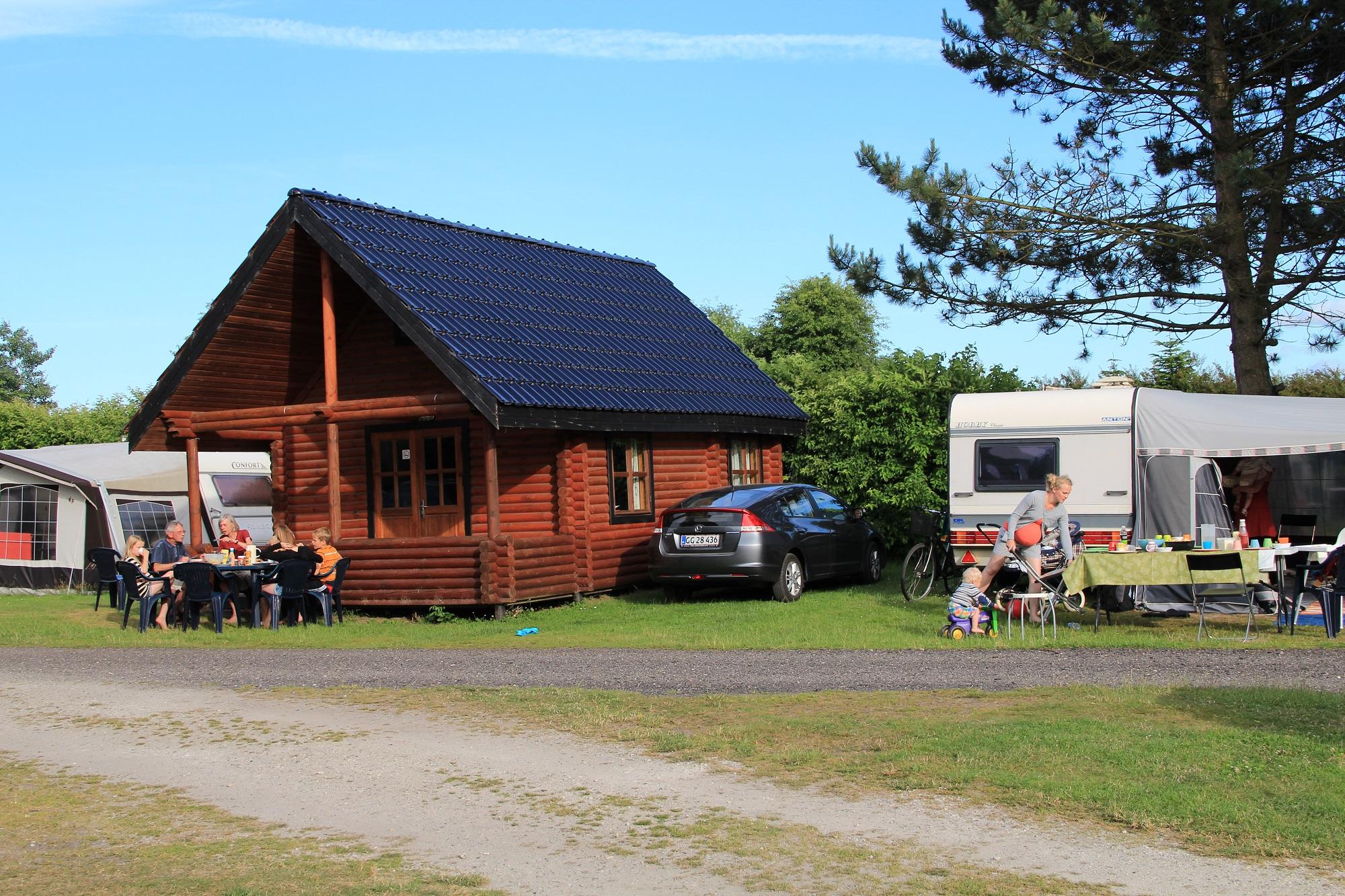 Location - Cabane 25 M²-Wc - Camping Sejs Bakker