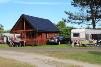 Mietunterkunft - Hütte 25 M²-Wc - Sejs Bakker Camping
