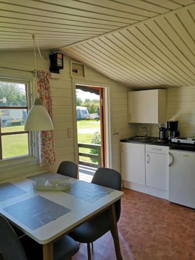 Hut 15m²