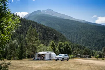 Stellplatz - Winterstellplatz Mit Strom - Les Chalets du Val d'Ambin