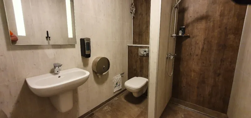 Emplacement + Camping-Car