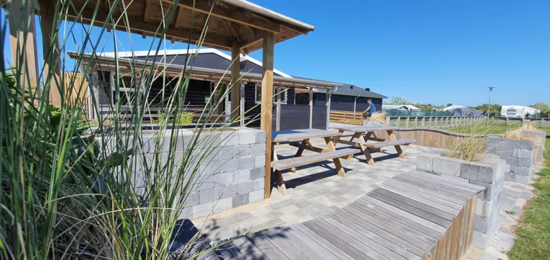 Emplacement + Camping-Car