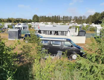 Stellplatz - Standard Stellplatz Für Zelt / Wohnwagen / Wohnmobil / Dachzelt - Tornby strand camping - Hirtshals