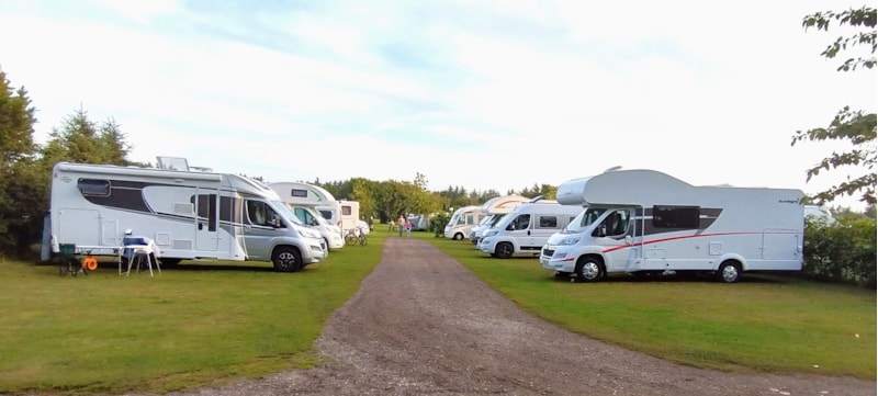 Stellplatz + Wohnmobil max 7,5 m - incl 2 Pers