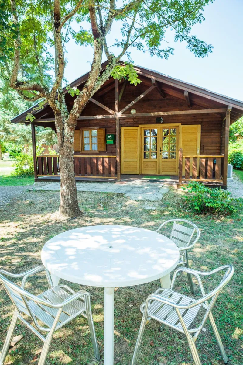 Chalet Pmr Confort - 1 Ch - Clim - Tv - Bbq - Ménage* - 35M2 + Terrasse Couverte De 14M2