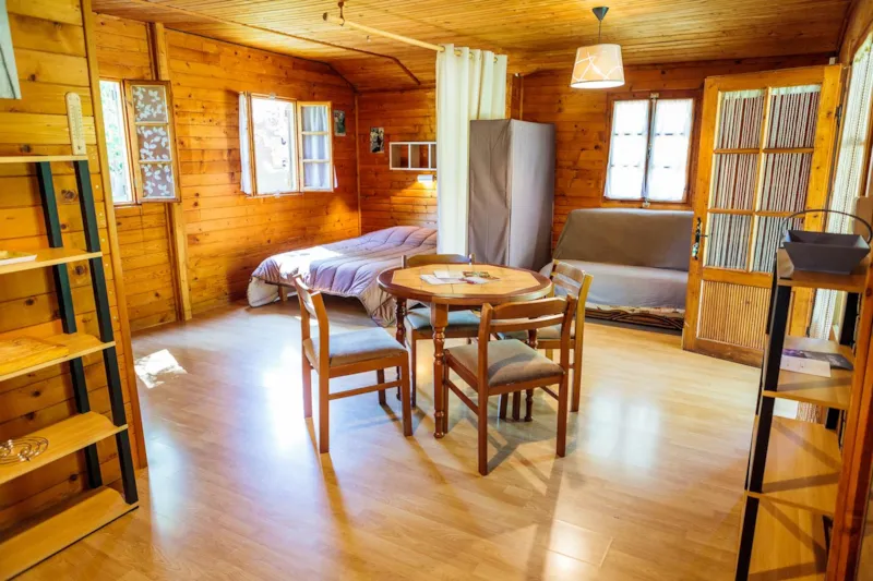 Chalet Loft Confort - 1 Grande Pièce -  Clim - Tv - Bbq - Ménage* - 35M2 + Terrasse Couverte De 14M2