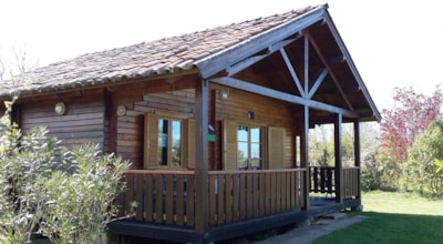 CHALET 2 bedrooms air-conditioned CONFORT PLUS - 35m2 - covered terrace of 14m2-HOUSEHOLD INCLUDED*