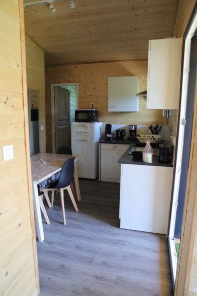 CHALET PREMIUM 2 air-conditioned rooms -35m2+terrace 17m2-Cleaning*, linen, towels included