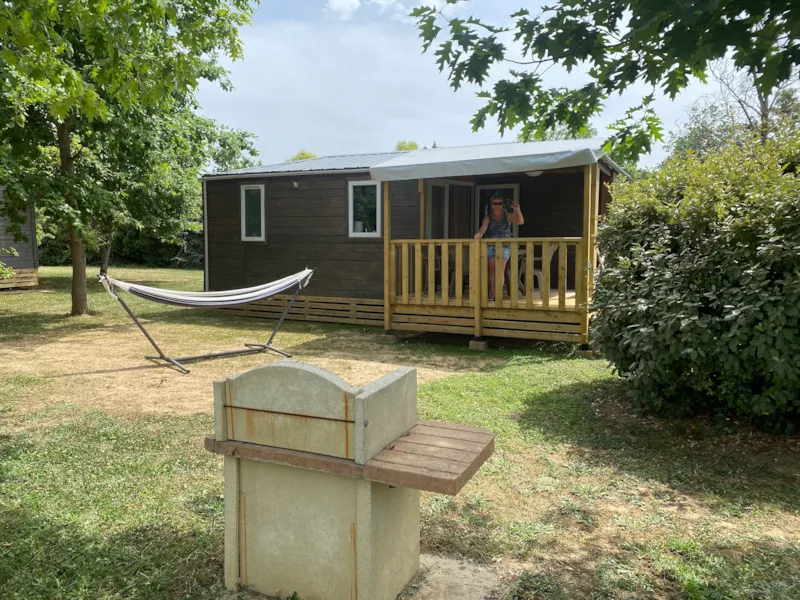 Bungalow 2 Cosy 2 Ch - Clim - Tv - Bbq - Ménage* -  31M2 + Terrasse Couverte