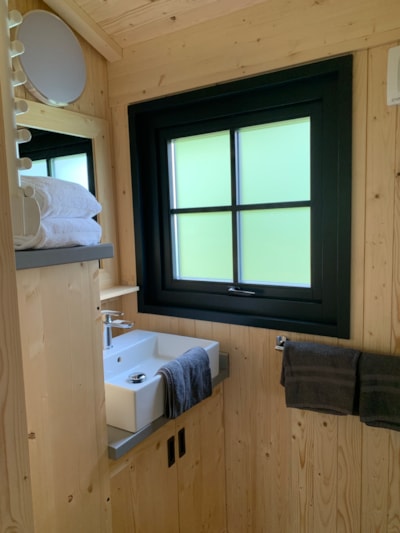 LODGE CABIN air-conditioned 2 bedrooms - COMFORT PREMIUM & FULL OPTIONS 40m2 (covered terrace 13m2)