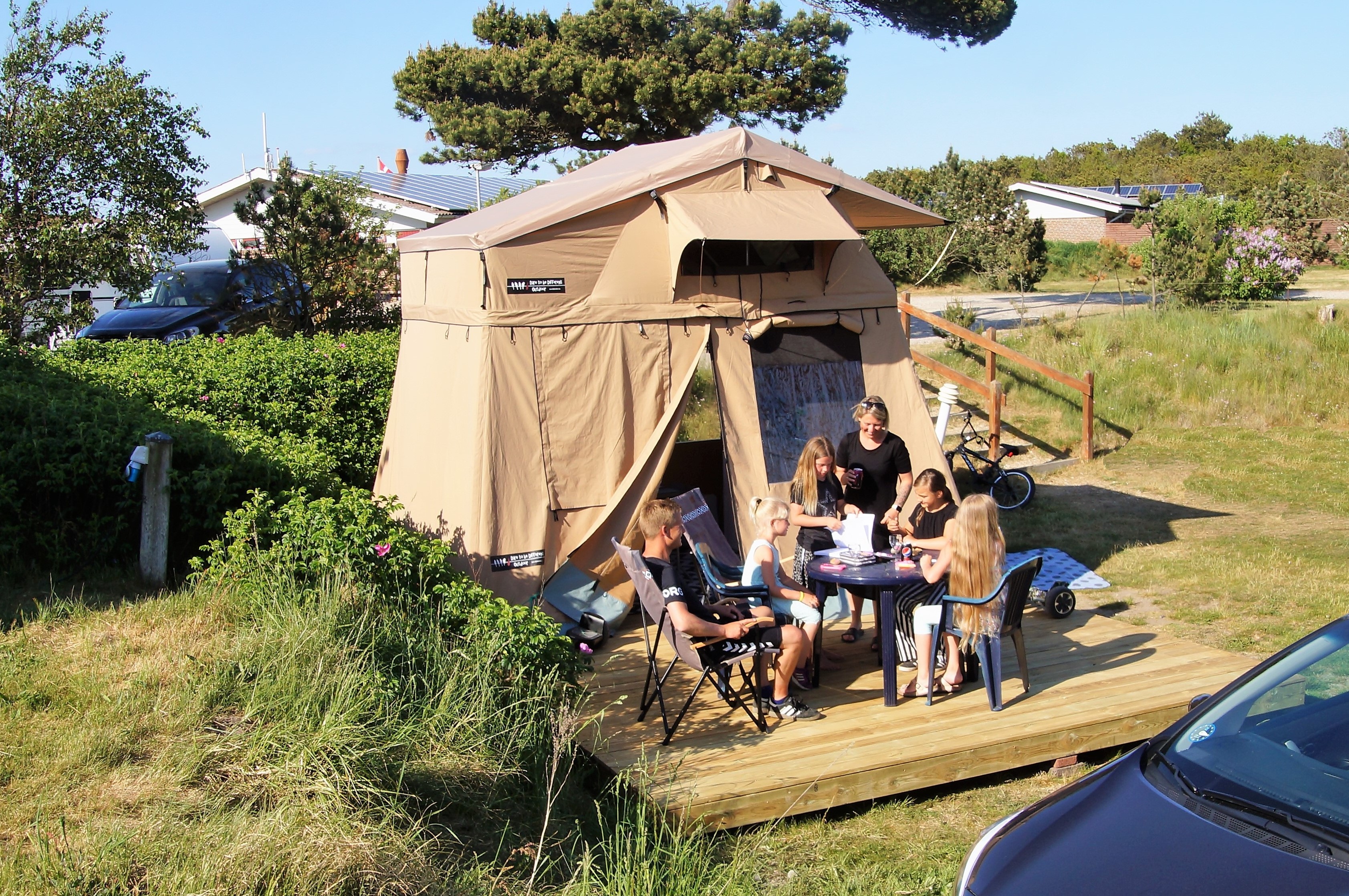 Location - Skylodge 2 Adults + 2 Kids - Familie Camping Nymindegab