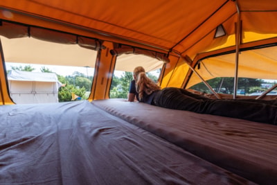 Skylodge 2 adults + 2 kids
