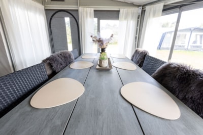 Luxury caravan