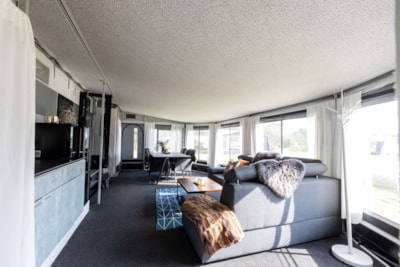 Luxury caravan