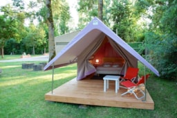 Accommodation - Canada Treck - Camping Le Soleil des Bastides