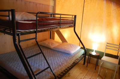 Lodge Safari Standard 35m² 2 bedrooms + sheltered terrace 10m² + WC
