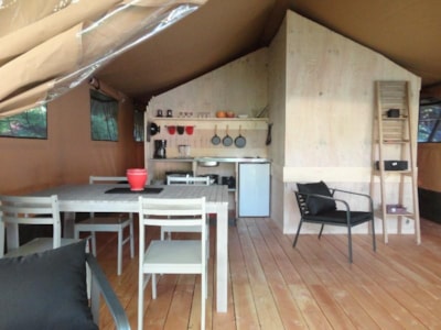 Lodge Safari Standard 35m² 2 bedrooms + sheltered terrace 10m² + WC