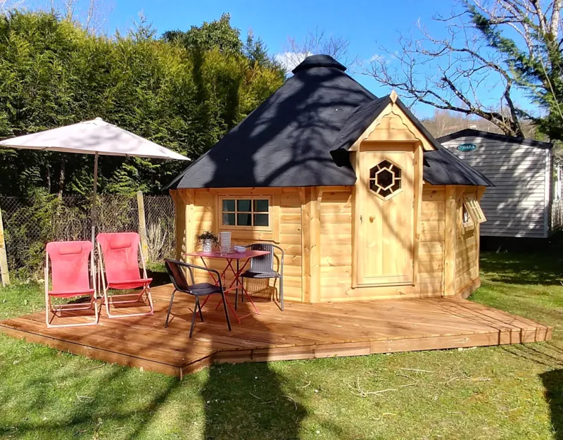 Cabane Kota Finlandais 17M² 1 Chambre + Terrasse + Wc