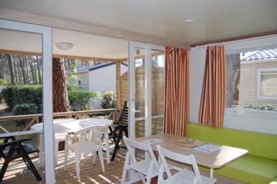 Mobile home Lodgia Confort 27m² 2 bedrooms + sheltered terrace 10m² + with air-conditioning