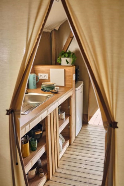 Wood lodge on stilts Confort 23m² 2 bedrooms + sheltered terrace 11m²