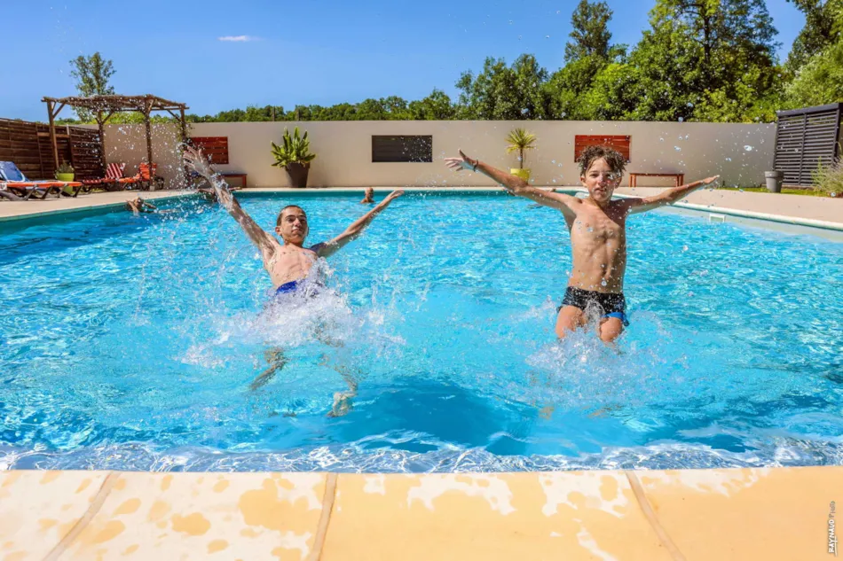 Flower Camping Le Soleil des Bastides