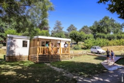 Camping Le Soleil des Bastides - image n°33 - Roulottes