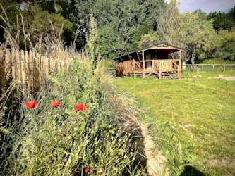 Flower Camping Le Soleil des Bastides - image n°2 - Camping Direct