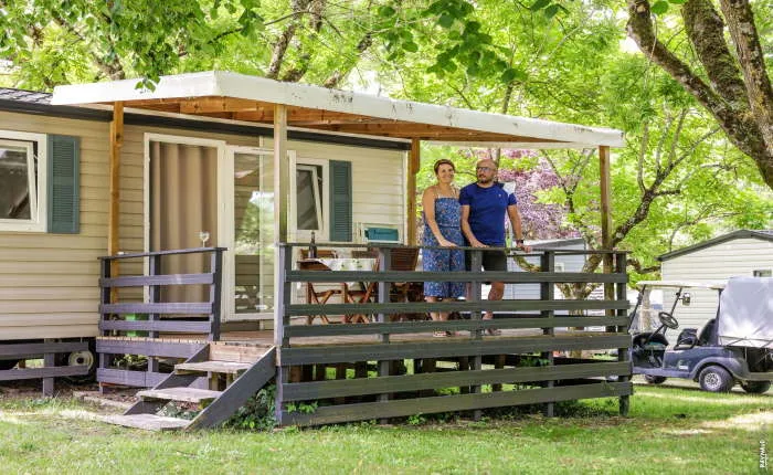 Location - Mobil Home Confort 27M² 2 Chambres + Terrasse Couverte 12M² - Flower Camping Le Soleil des Bastides