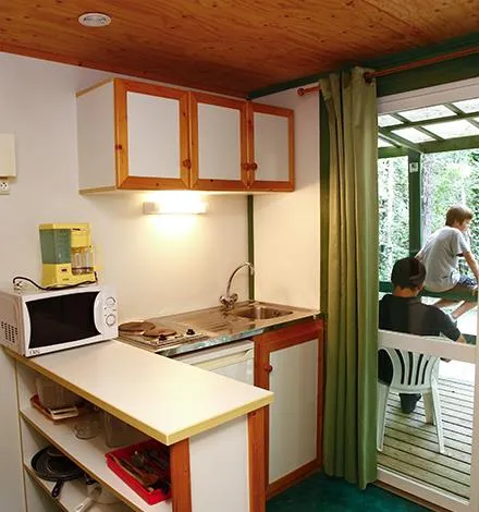 Bungalow Classic 4Pers 30M² Avec Terrasse Couverte 2 Chambres Situation Ombragé