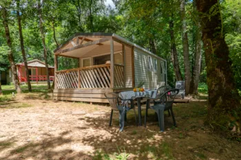 Location - Mh Premium 4Pers, Clim,Télé, 2 Ch / 1 Sdd, Wc Séparé, Draps, Serviettes, Terrasse Couverte - Camping du Chêne Vert