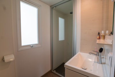 Mobile-home PREMIUM+ 4pers 2 bedrooms, 2 bathrooms - air-conditioning ,sheets — 3