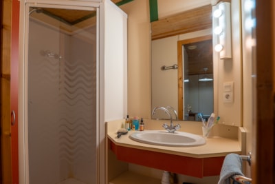 Bungalow Confort 5pers 38,50m² sheltered terrace 2 bedrooms — 6