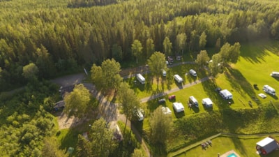 Pitch caravan