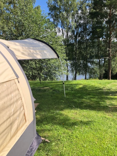 Pitch tent