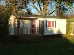 Mobil-Home Con Terrazza Coperta