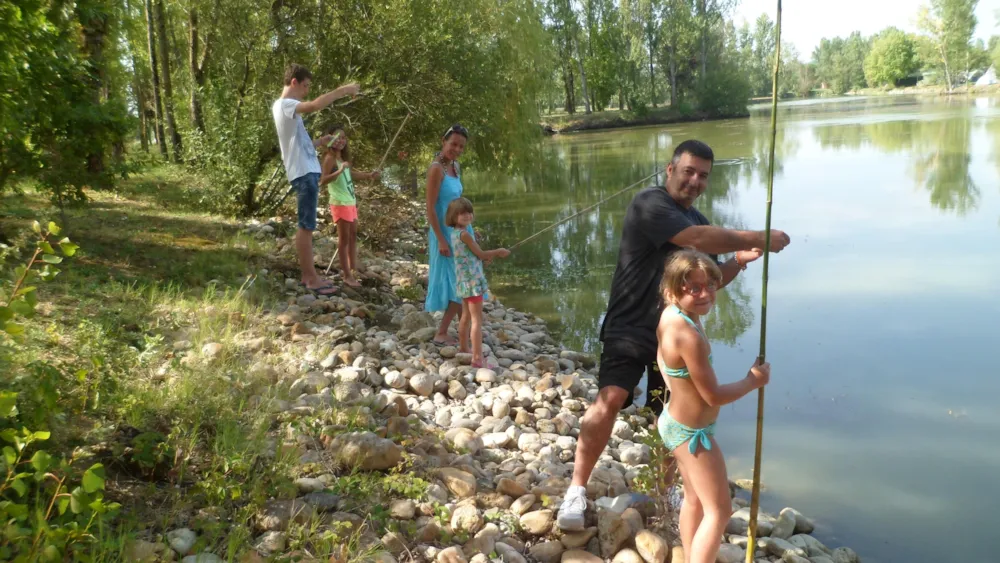 Camping Le Plan d'Eau Saint Charles