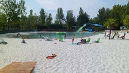 Camping Le Plan d'Eau Saint Charles - image n°3 - Camping Direct