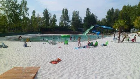 Camping Le Plan d'Eau Saint Charles