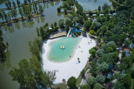Camping Le Plan d'Eau Saint Charles - Camping2Be