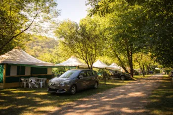 Mietunterkunft - Komfort-Bungalow Mit Zeltdach (Mit Sanitäranlagen) - Camping Le Plan d'Eau Saint Charles