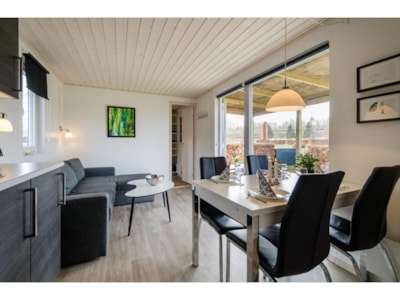 Funkis LUX Cabin — 1