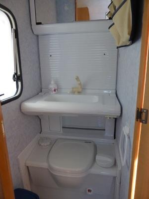 Caravan  (beds made on arrival, no extra charge)