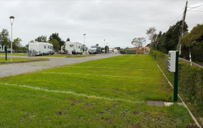 MOTORHOME PARKING SPACE OF 28M2 (Tents not allowed) — 1